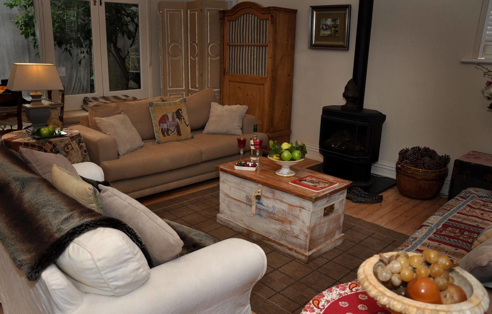 Athelney Cottage Bed And Breakfast Аделаида Экстерьер фото