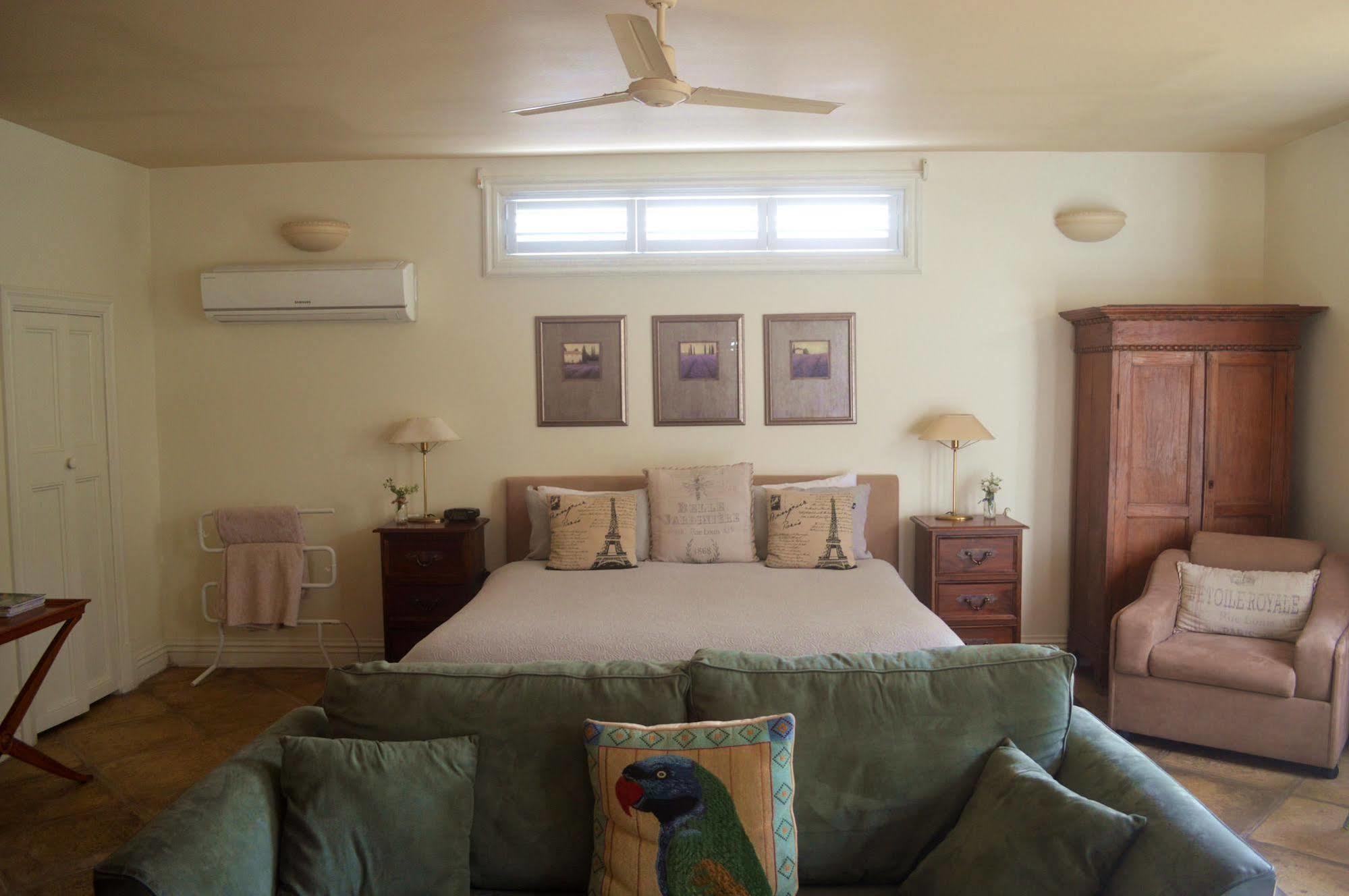 Athelney Cottage Bed And Breakfast Аделаида Экстерьер фото