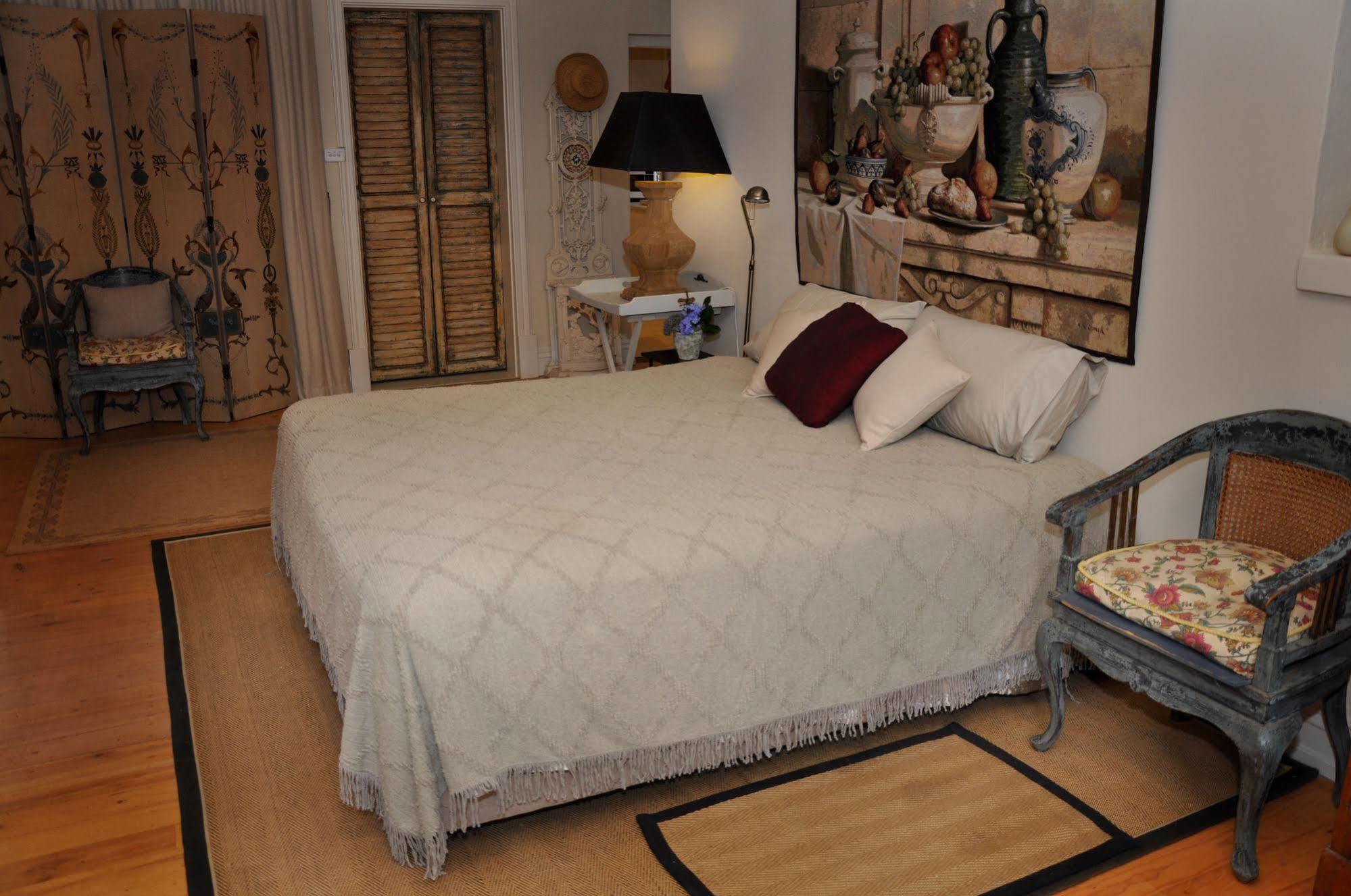 Athelney Cottage Bed And Breakfast Аделаида Экстерьер фото