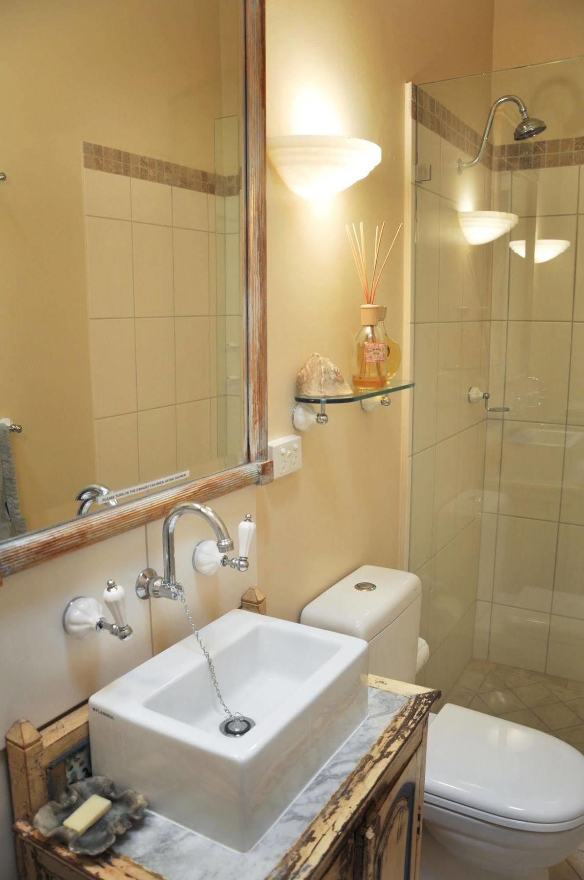 Athelney Cottage Bed And Breakfast Аделаида Экстерьер фото